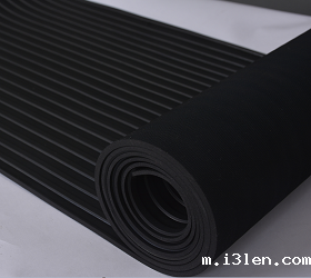 大宽条纹橡胶板